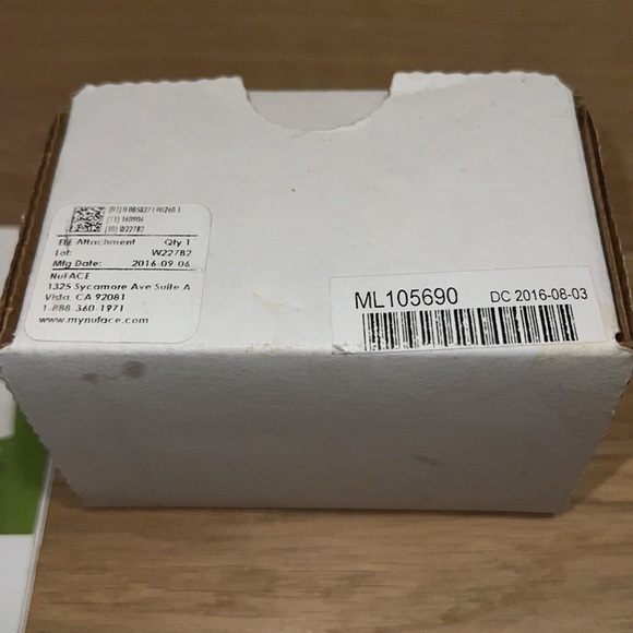 Nu Face Trinity ELE ( effective Lip & eye ) Attachment - Picture 3 of 4